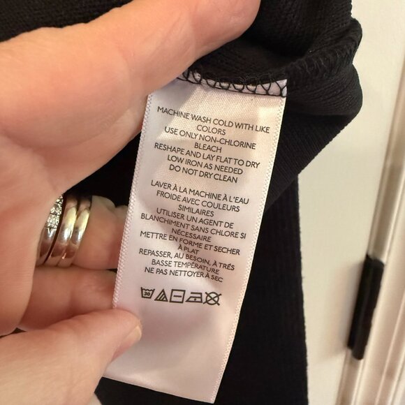 NWT Urban Outfitters Womens Parker Notched Long Sleeve Black Top Cropped Shirt M - Picture 6 of 12